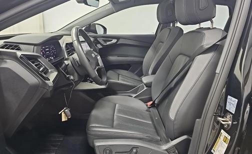 2024 Audi Q4 e-tron Premium Plus 50 quattro