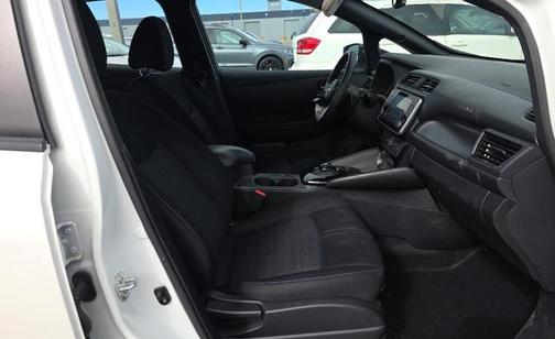 2024 Nissan Leaf SV PLUS