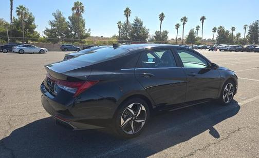 2023 Hyundai ELANTRA HEV Limited