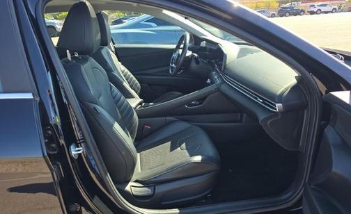 2023 Hyundai ELANTRA HEV Limited