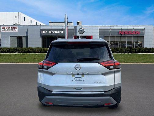 Brilliant Silver Metallic 2023 Nissan Rogue SV