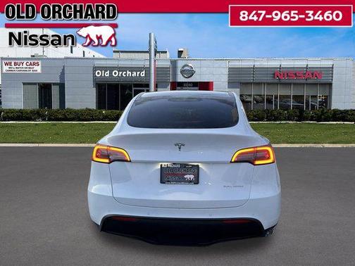 2022 Tesla Model Y Long Range Dual Motor All-Wheel Drive