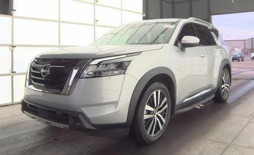 2024 Nissan Pathfinder Platinum 4WD