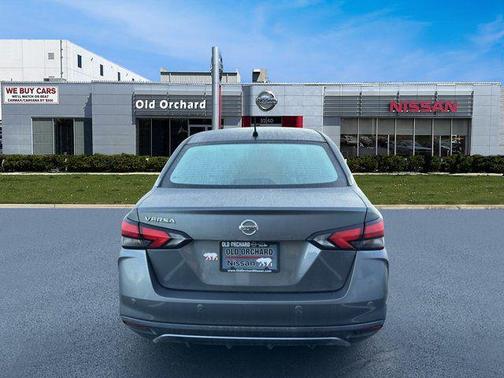 2022 Nissan Versa 1.6 S