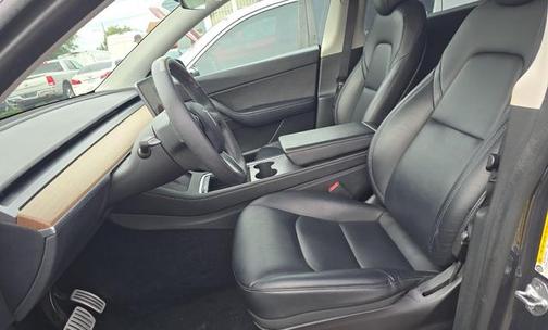 2022 Tesla Model Y Performance Dual Motor All-Wheel Drive