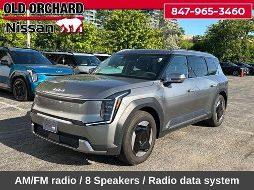 Pebble Gray 2024 Kia EV9 Wind