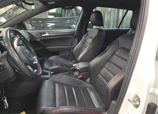 2021 Volkswagen Golf GTI 2.0T SE DSG