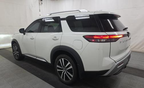 2023 Nissan Pathfinder Platinum 4WD