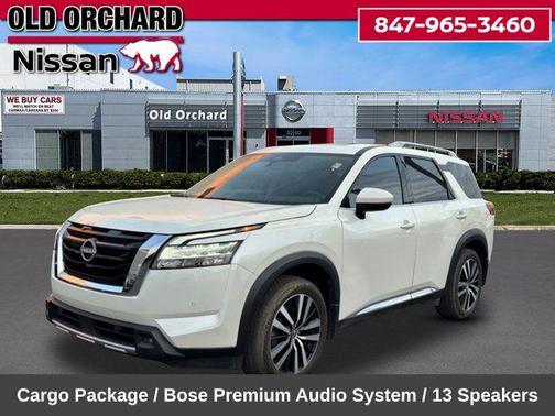 White 2023 Nissan Pathfinder Platinum 4WD