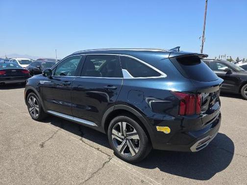 2022 Kia Sorento Plug-In Hybrid SX