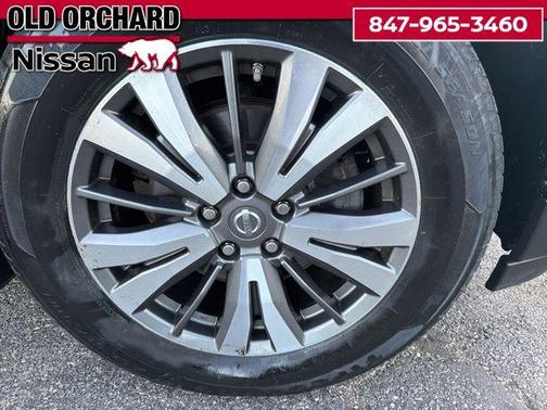 Midnight Jade Metallic 2017 Nissan Pathfinder SL