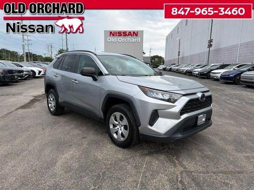 Silver Sky Metallic 2019 Toyota RAV4 LE