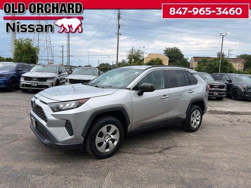 Silver Sky Metallic 2019 Toyota RAV4 LE
