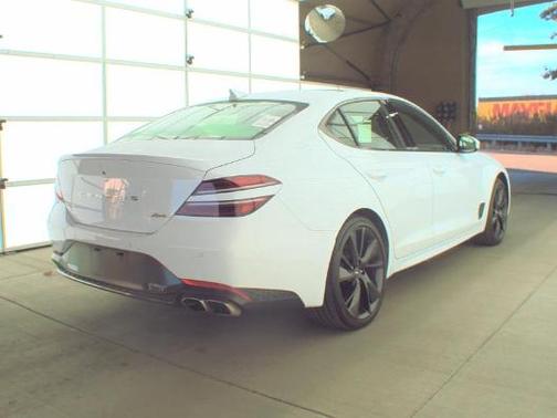 2023 Genesis G70 2.0T AWD