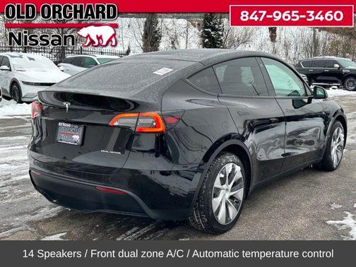 2022 Tesla Model Y Long Range Dual Motor All-Wheel Drive