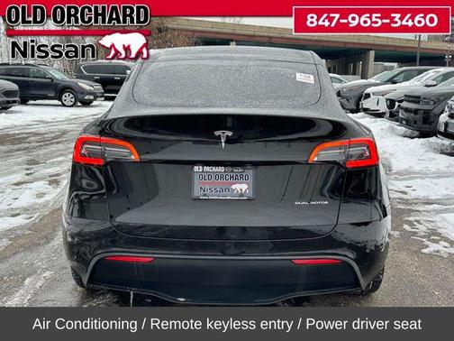 2022 Tesla Model Y Long Range Dual Motor All-Wheel Drive