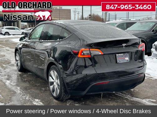 2022 Tesla Model Y Long Range Dual Motor All-Wheel Drive