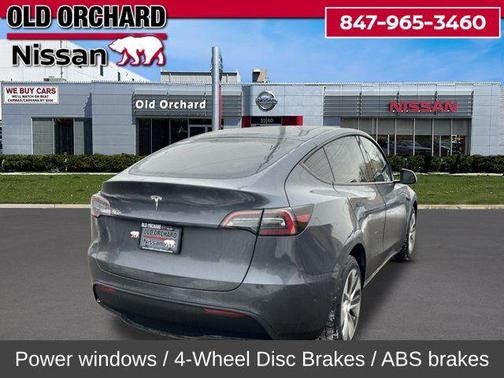 2022 Tesla Model Y Long Range Dual Motor All-Wheel Drive