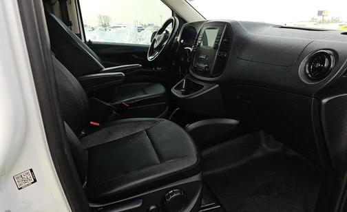 2021 Mercedes-Benz Metris Base