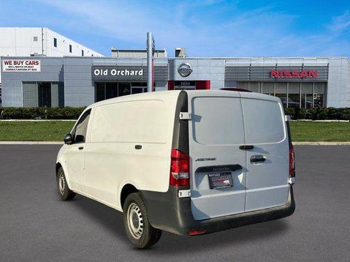 2021 Mercedes-Benz Metris Base