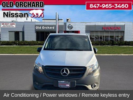 2021 Mercedes-Benz Metris Base