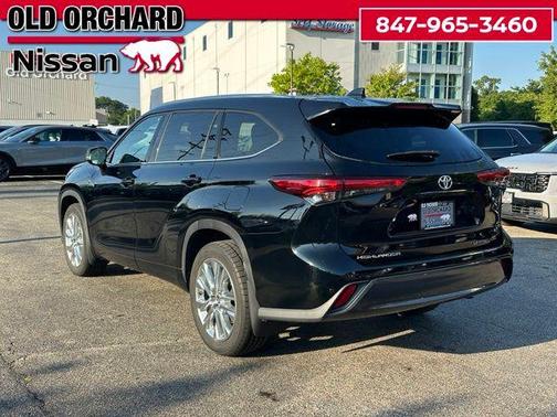 Midnight Black Metallic 2020 Toyota Highlander Limited