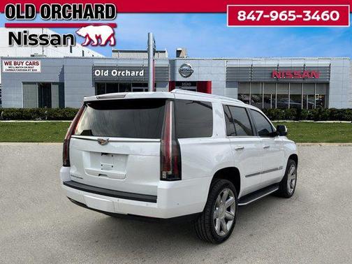 2018 Cadillac Escalade Luxury