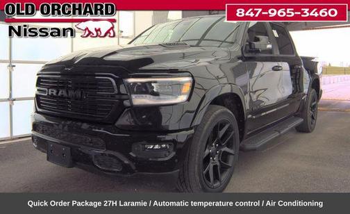 Diamond Black Crystal Pearlcoat 2022 RAM 1500 Laramie