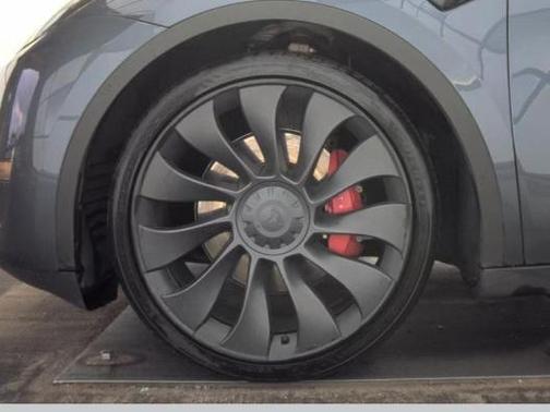 2023 Tesla Model Y Performance Dual Motor All-Wheel Drive