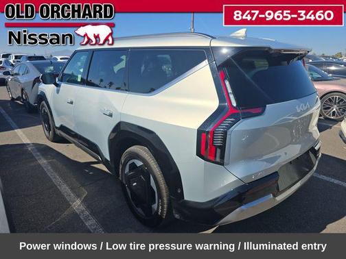 Ivory Silver 2024 Kia EV9 Land