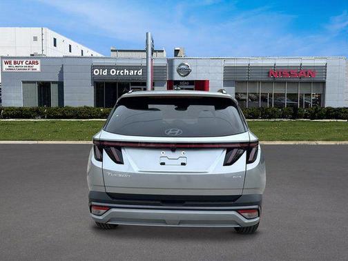 Shimmering Silver 2025 Hyundai TUCSON Limited