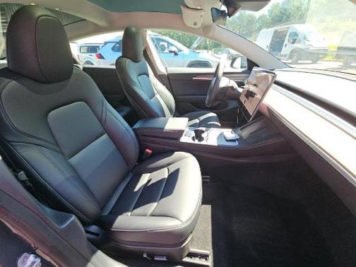 2023 Tesla Model 3 Performance