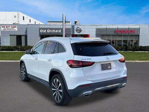 2021 Mercedes-Benz GLA 250 Base 4MATIC