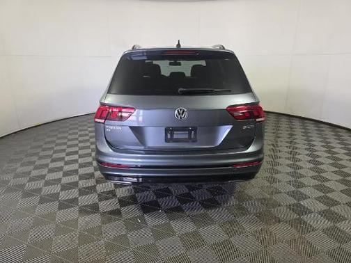 2020 Volkswagen Tiguan 2.0T SE R-Line Black 4MOTION