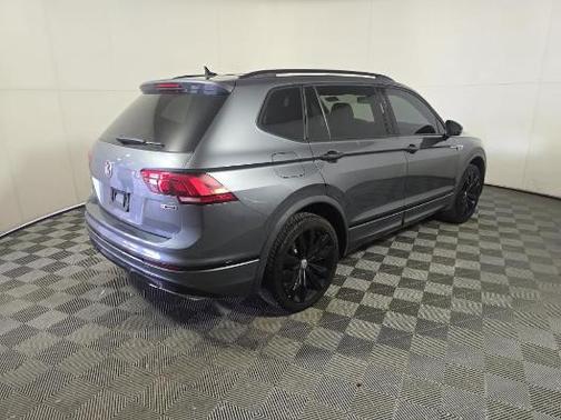 2020 Volkswagen Tiguan 2.0T SE R-Line Black 4MOTION