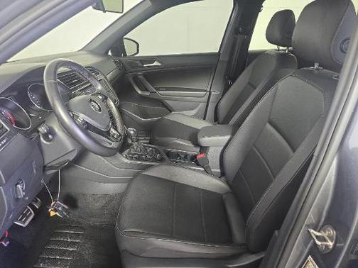 2020 Volkswagen Tiguan 2.0T SE R-Line Black 4MOTION