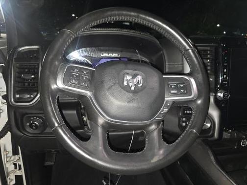 2022 RAM 2500 Laramie Crew Cab 4x4 6'4' Box