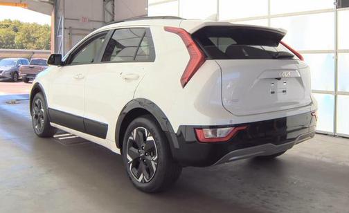 Snow White Pearl 2023 Kia Niro EV Wind