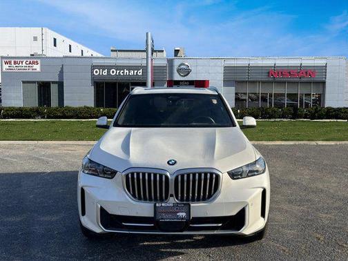 White 2025 BMW X5 xDrive40i