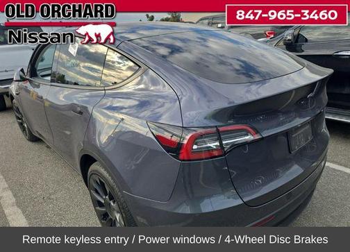 2022 Tesla Model Y Long Range Dual Motor All-Wheel Drive