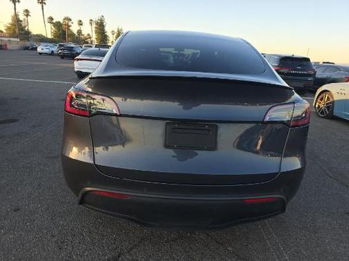 2022 Tesla Model Y Performance Dual Motor All-Wheel Drive