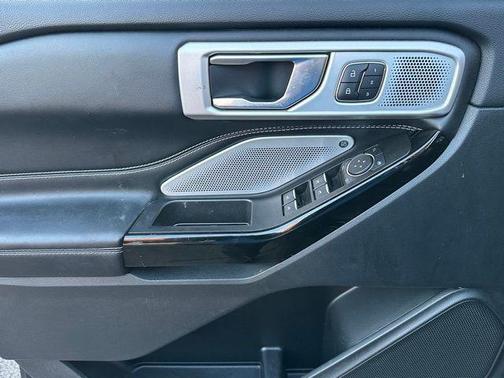 Agate Black Metallic 2022 Ford Explorer ST