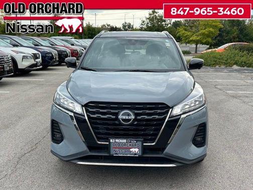 2023 Nissan Kicks SR