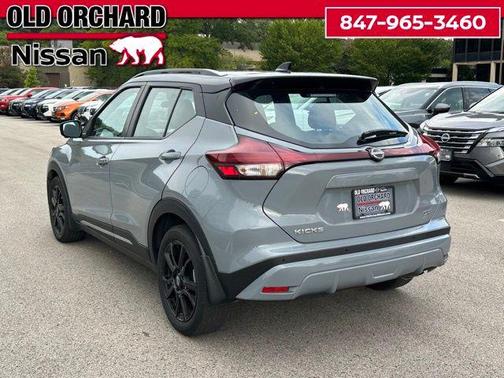 2023 Nissan Kicks SR