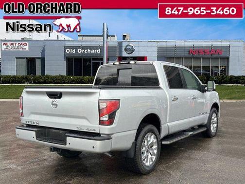 2020 Nissan Titan SL