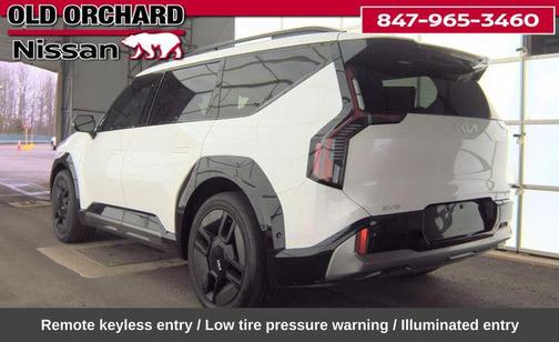 Snow White Pearl 2024 Kia EV9 GT-Line
