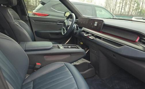 Snow White Pearl 2024 Kia EV9 GT-Line