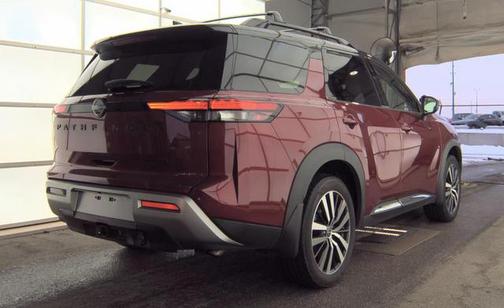 2023 Nissan Pathfinder Platinum 4WD