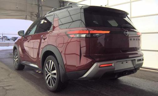 2023 Nissan Pathfinder Platinum 4WD