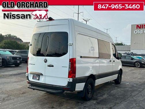 White 2024 Mercedes-Benz Sprinter 2500 Crew 144 WB